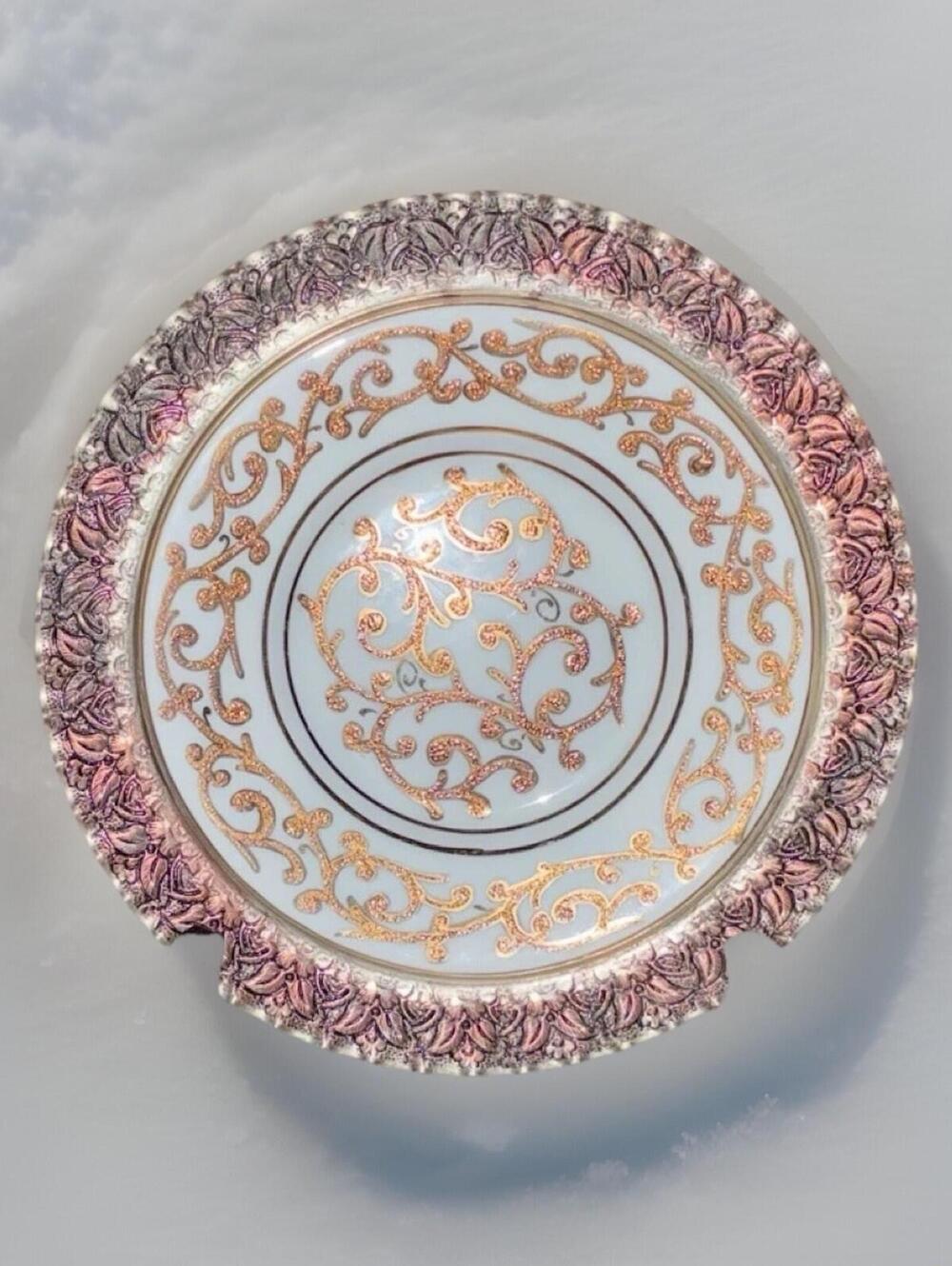 Signed Rare Kutahya Porselen Collectors Plate Hand Made Painted